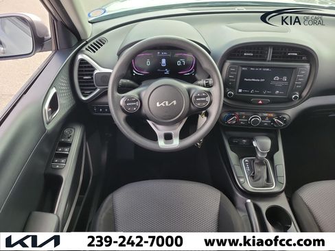 Certified 2024 Kia Soul LX FWD image 16