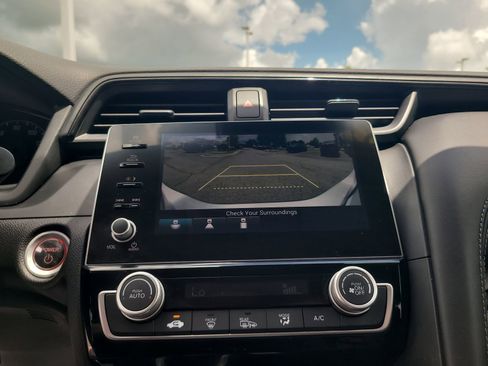 Used 2020 Honda Insight EX image 19