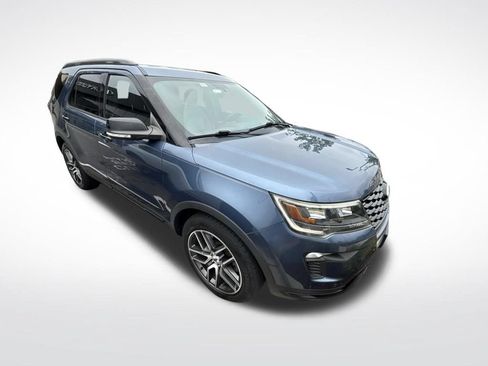 Used 2018 Ford Explorer Sport AWD/4WD image 2