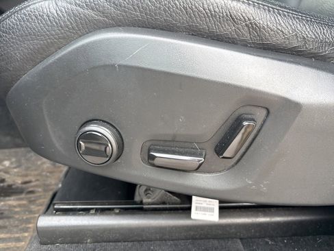 Certified 2023 Volvo XC90 B6 Core w/ Climate Package image 18