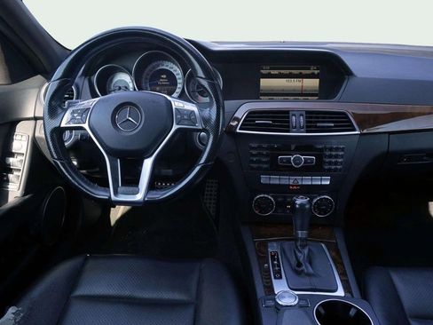 Used 2014 Mercedes-Benz C 250 Sedan image 14