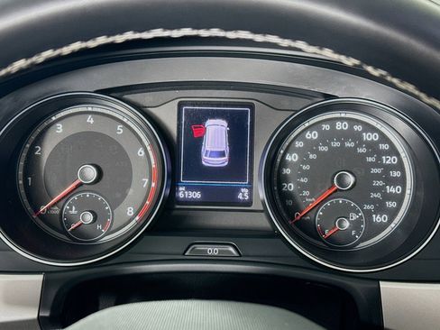 Used 2021 Volkswagen Atlas SE image 14