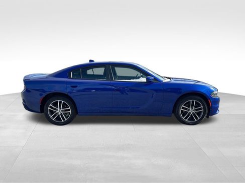 Used 2019 Dodge Charger SXT w/ Cold Weather Package image 7