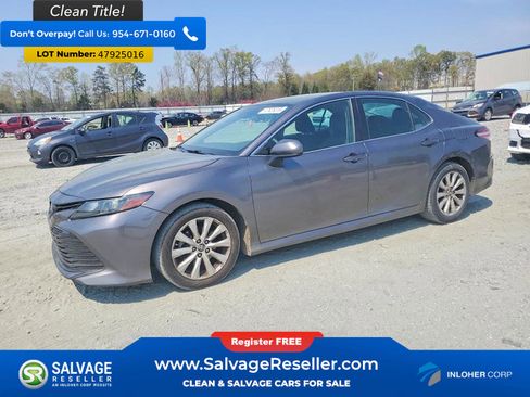Used 2019 Toyota Camry LE image 1