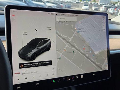 Used 2022 Tesla Model Y Performance AWD/4WD image 24