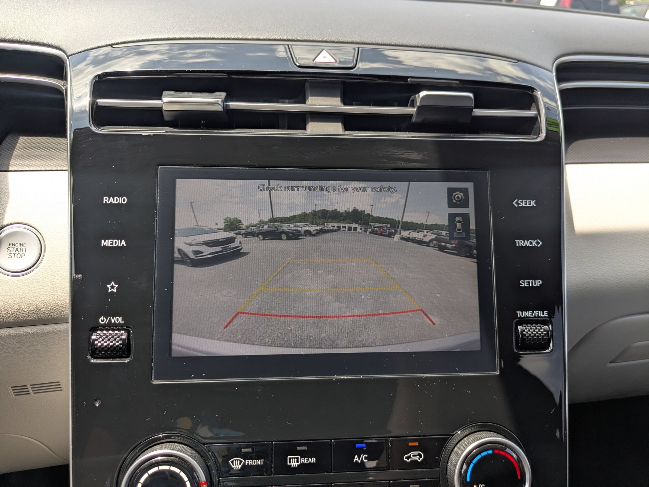 Used 2022 Hyundai Tucson SEL FWD image 16