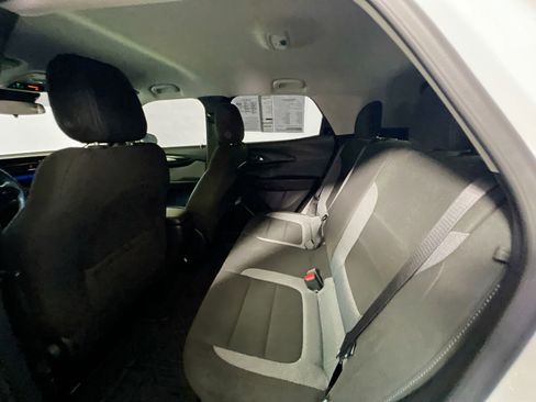 Used 2025 Chevrolet TrailBlazer LS w/ LS Convenience Package FWD image 29