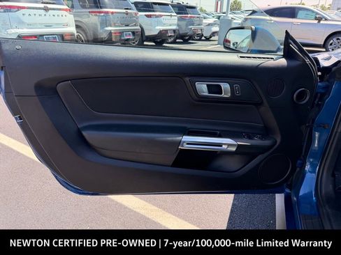 Used 2022 Ford Mustang GT w/ GT Performance Package RWD image 13