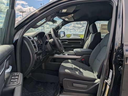 New 2026 RAM 1500 Big Horn w/ Night Edition AWD/4WD image 5