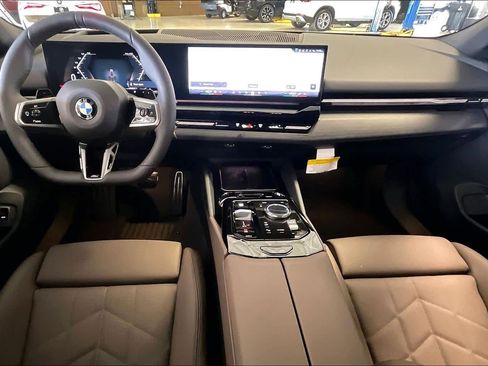 New 2026 BMW 530i w/ M Sport Package image 5