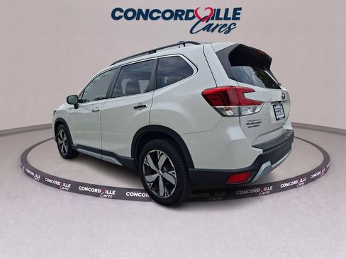 Used 2019 Subaru Forester Touring AWD/4WD image 4