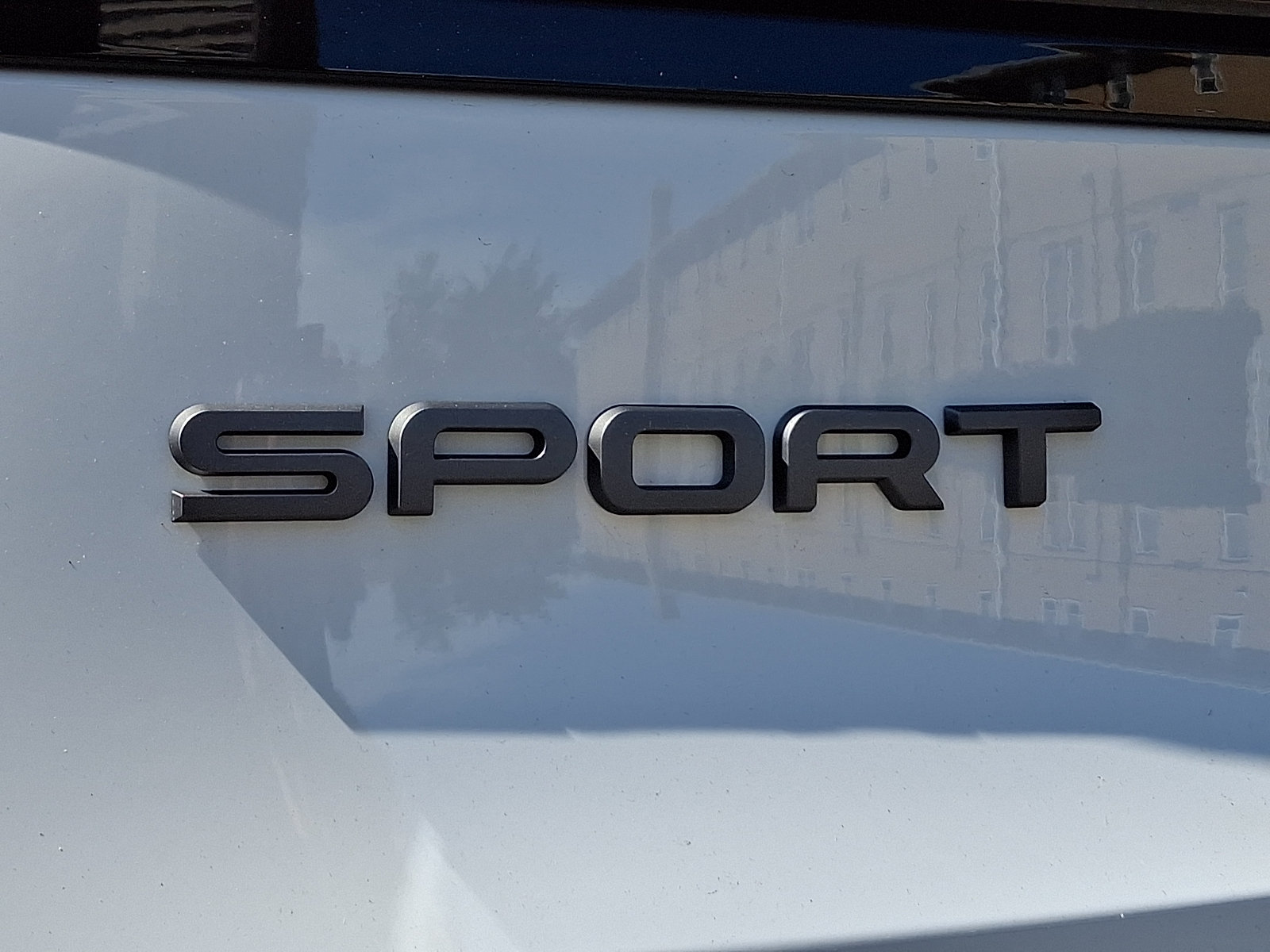 New 2027 Land Rover Range Rover Sport SE AWD/4WD image 18