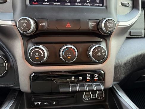 Used 2019 RAM 1500 Big Horn AWD/4WD image 16