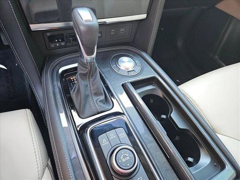 Used 2024 Nissan Armada SV w/ Cargo Package RWD image 19