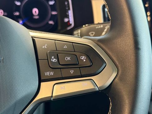 Used 2023 Volkswagen Atlas SE w/ Panoramic Sunroof Package AWD/4WD image 27