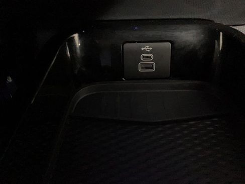 Used 2025 Ford Mustang Mach-E Premium image 31