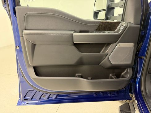 New 2026 Ford F350 Lariat w/ Black Appearance Package image 14