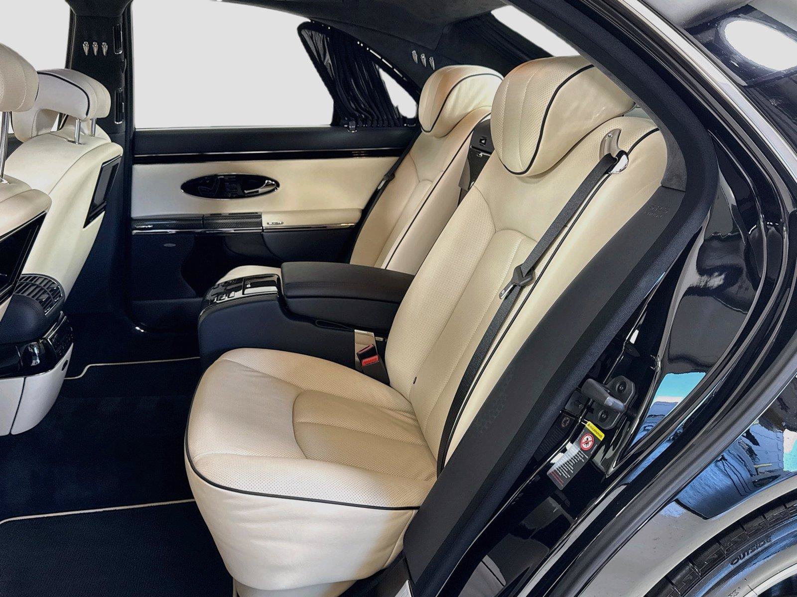 Used 2006 Maybach 57 S RWD image 25