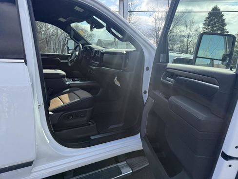 New 2026 Chevrolet Silverado 2500 High Country AWD/4WD image 21