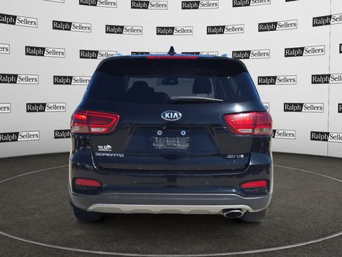 Used 2019 Kia Sorento EX image 5