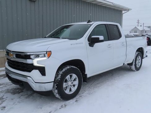 Used 2022 Chevrolet Silverado 1500 LT image 7