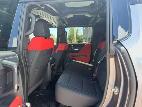 New 2026 GMC Hummer EV 3X w/ Carbon Fiber Edition Package AWD/4WD image 8