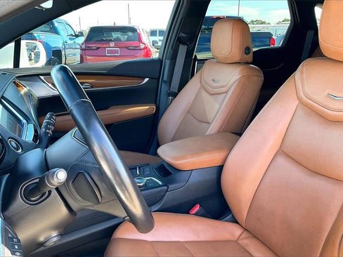 Used 2020 Cadillac XT5 Premium Luxury image 18