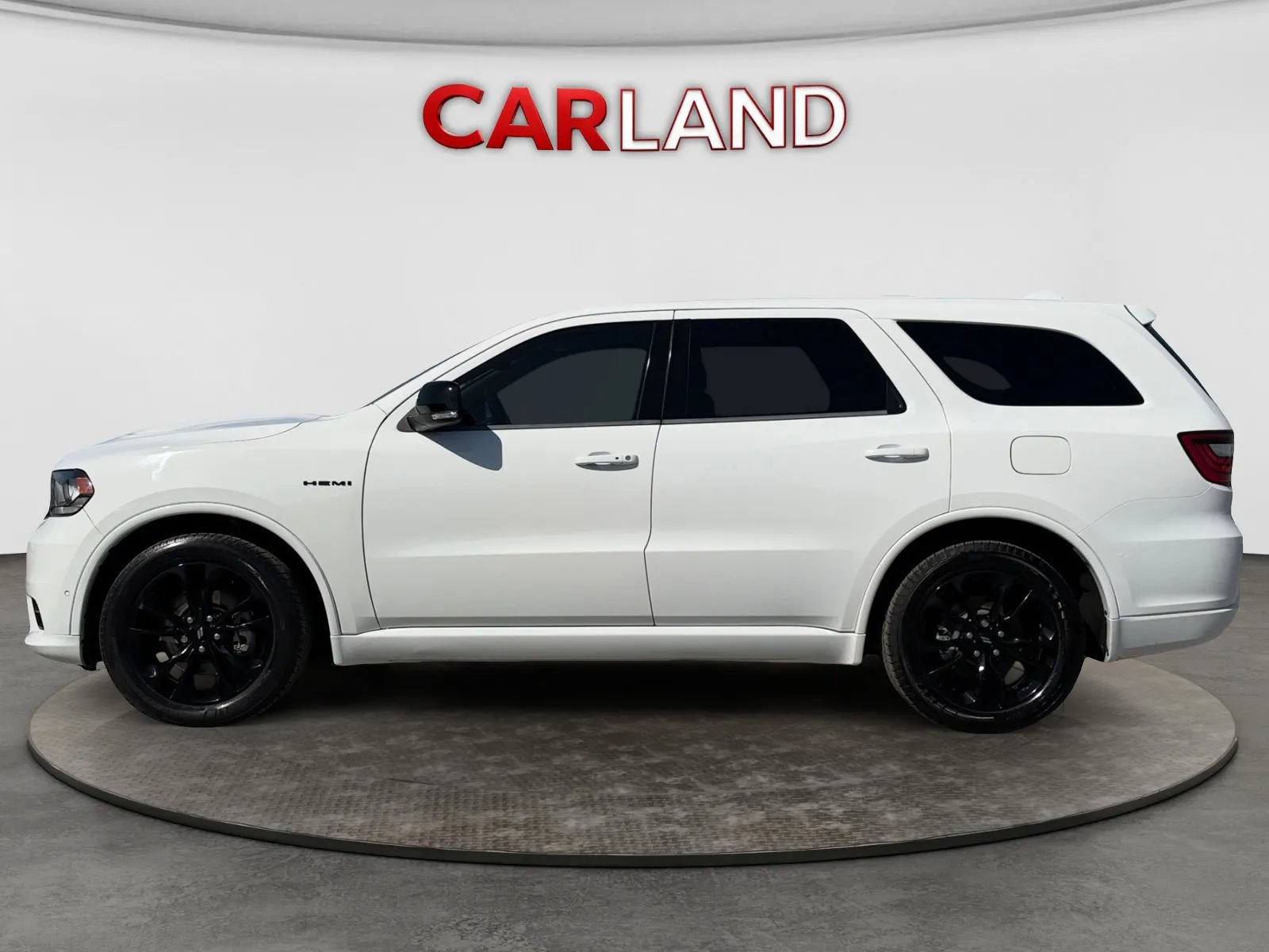 Used 2020 Dodge Durango R/T w/ Blacktop Package RWD image 2