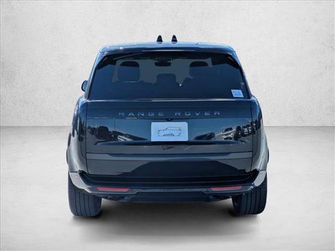 New 2025 Land Rover Range Rover SE image 8