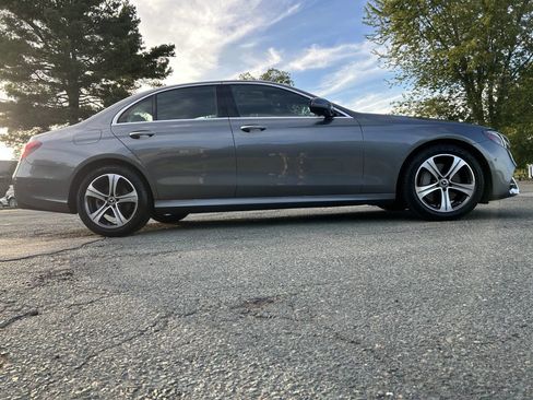 Used 2020 Mercedes-Benz E 350 4MATIC Sedan w/ Parking Assistance Package image 32