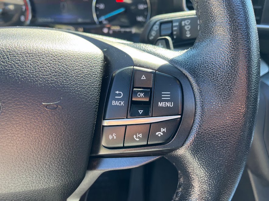 Used 2020 Ford Explorer XLT w/ Equipment Group 202A AWD/4WD image 16
