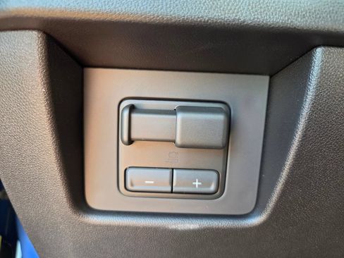 New 2026 GMC Canyon Elevation w/ Convenience Package RWD image 25