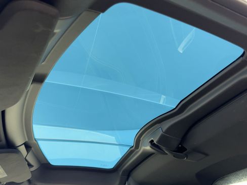 Used 2024 Chevrolet Corvette Stingray Coupe w/ 1LT image 15