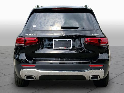 Certified 2021 Mercedes-Benz GLB 250 4MATIC image 5