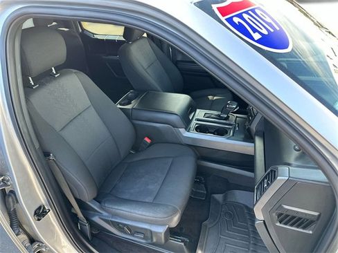Certified 2019 Ford F150 XLT w/ Equipment Group 302A Luxury image 27