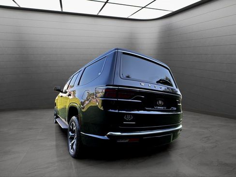 New 2023 Jeep Wagoneer Series III w/ Convenience Group I image 3