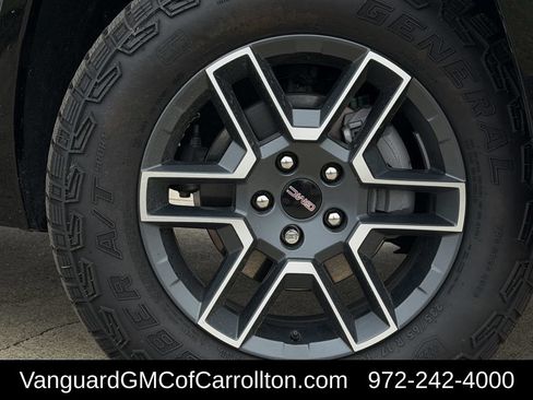 New 2026 GMC Terrain AT4 w/ Convenience Package III AWD/4WD image 19