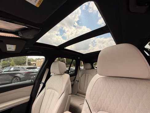 Used 2021 BMW X5 M50i w/ Executive Package AWD/4WD image 47