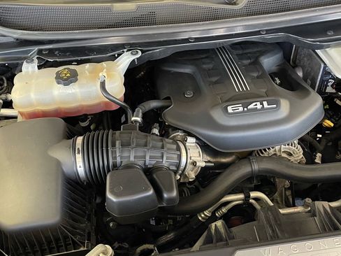 Used 2022 Jeep Grand Wagoneer Series III w/ Rear Seat Video Group 1 image 23