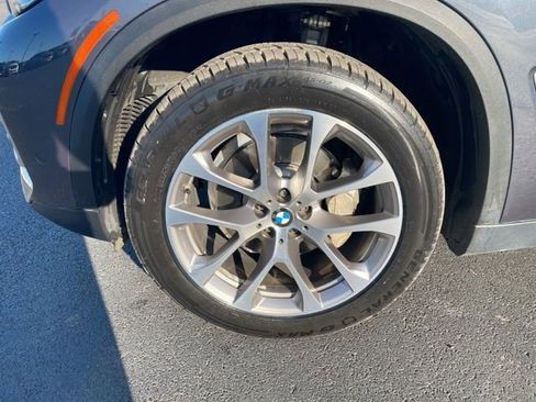 Used 2019 BMW X5 xDrive40i w/ Convenience Package image 46