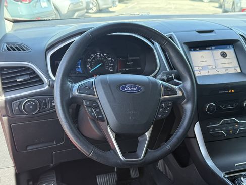 Used 2019 Ford Edge SEL w/ Equipment Group 201A image 24