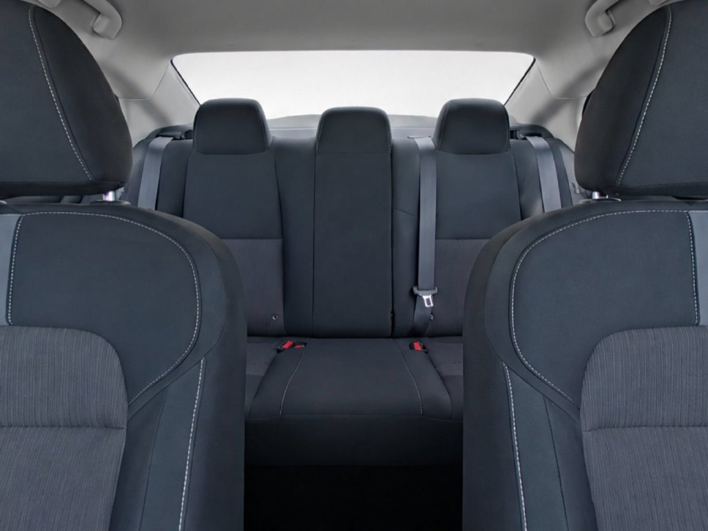Used 2025 Nissan Sentra SV w/ All-Weather Package FWD image 21