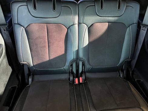 Used 2023 Jeep Grand Cherokee L Laredo RWD image 18