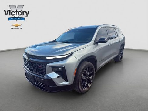 Used 2024 Chevrolet Traverse RS w/ LPO, Floor Liner Package AWD/4WD image 3