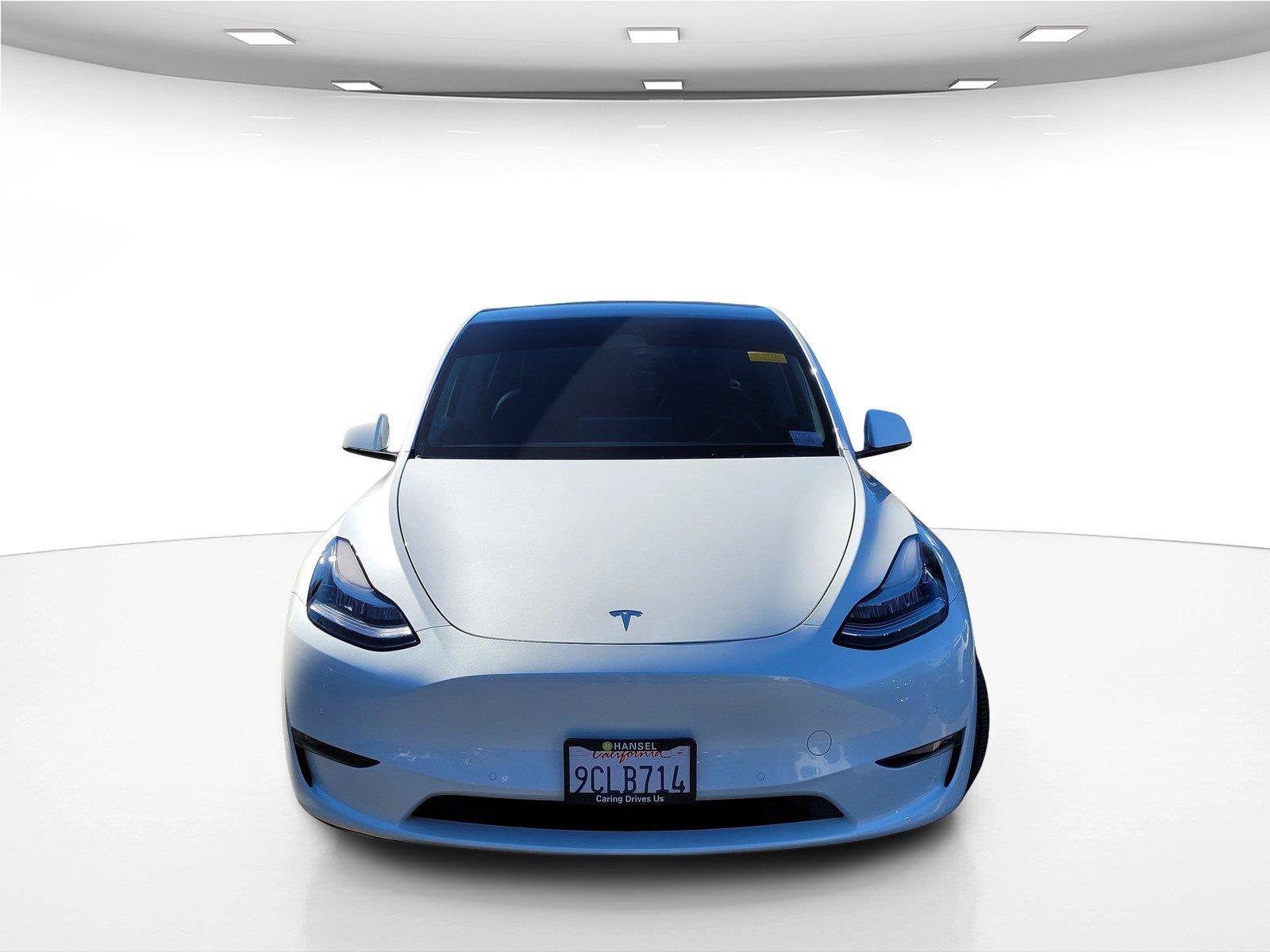 Used 2022 Tesla Model Y Long Range AWD/4WD image 4