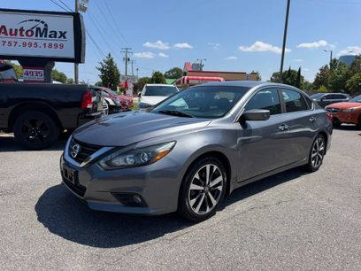 Used 2016 Nissan Altima 2.5 SR w/ LED Appearance Package