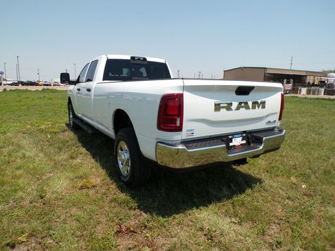 New 2026 RAM 2500 Tradesman AWD/4WD image 6
