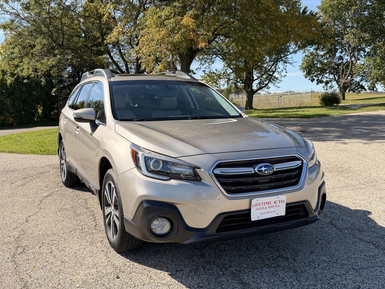 Used 2019 Subaru Outback 2.5i Limited AWD/4WD image 7