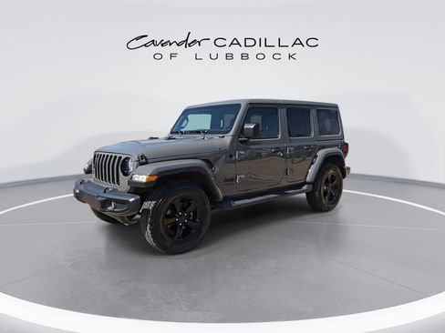 Used 2021 Jeep Wrangler Unlimited Sahara AWD/4WD image 4