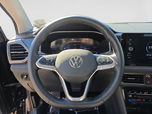 Certified 2026 Volkswagen Taos SE FWD image 13